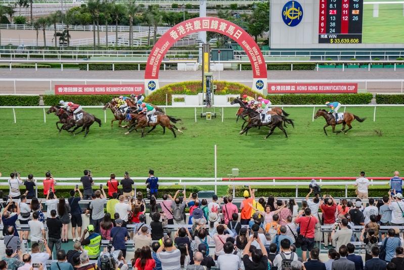 香港賽馬投注額